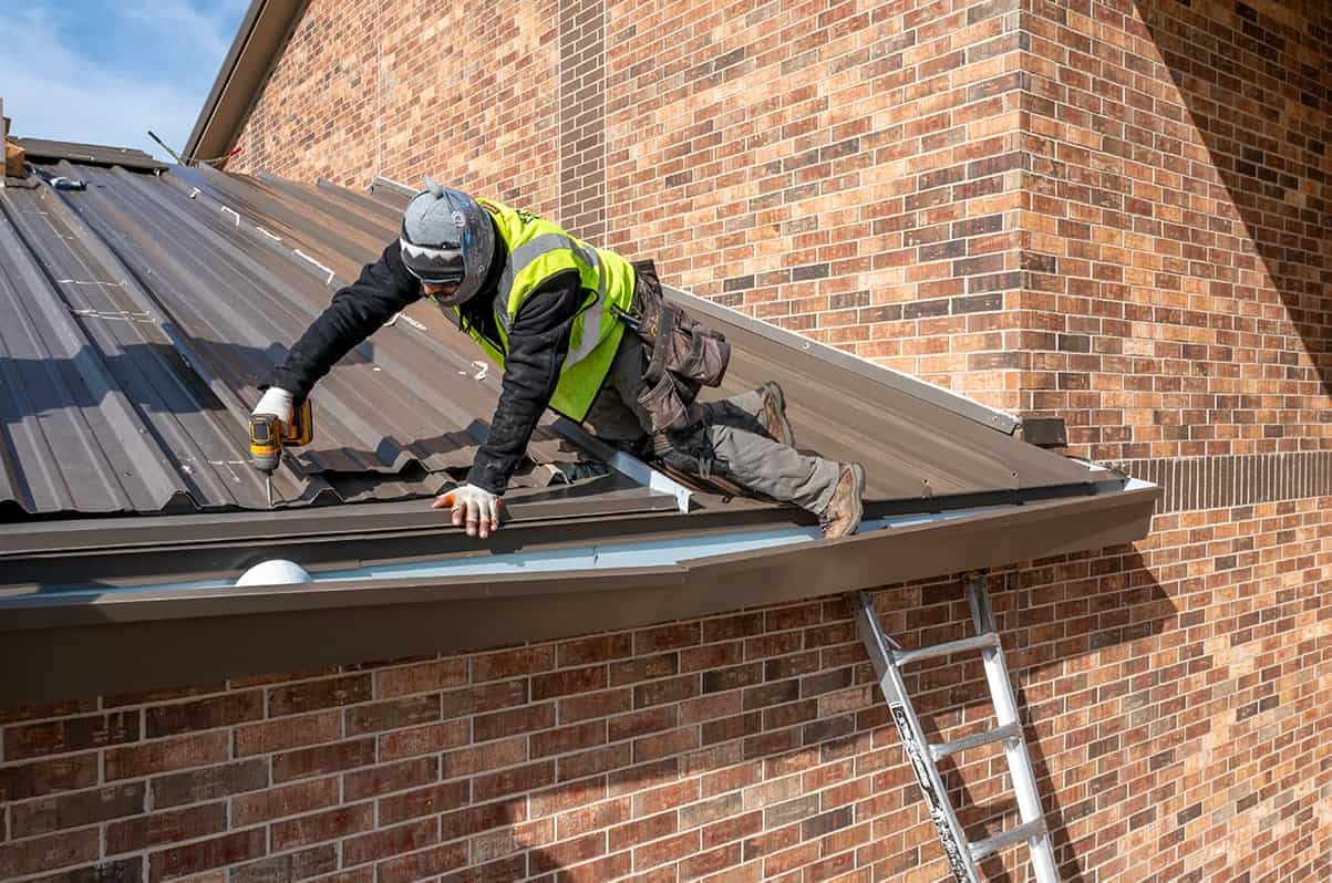 Metal roof repair and replacement in Oklahoma