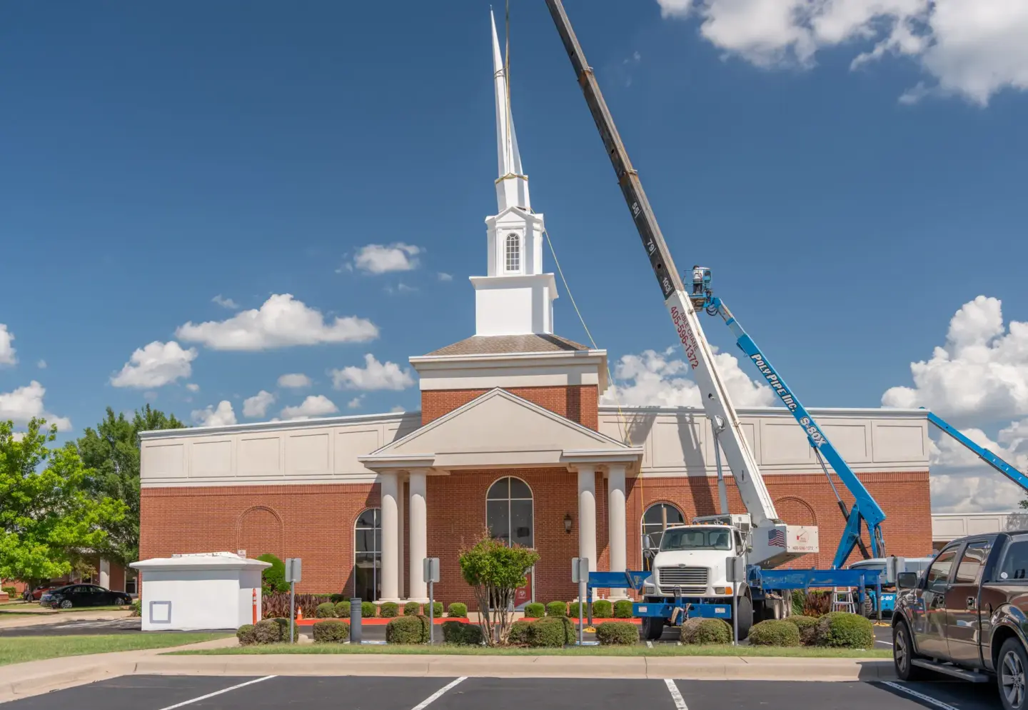 CrossPointe Church crane DSC00858