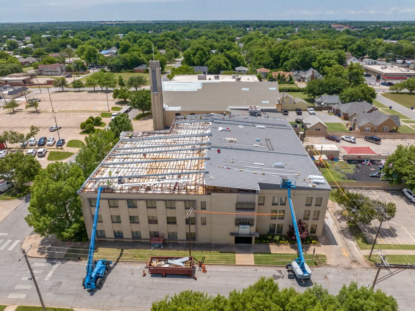 Duncan FBC during panel install DJI 0960