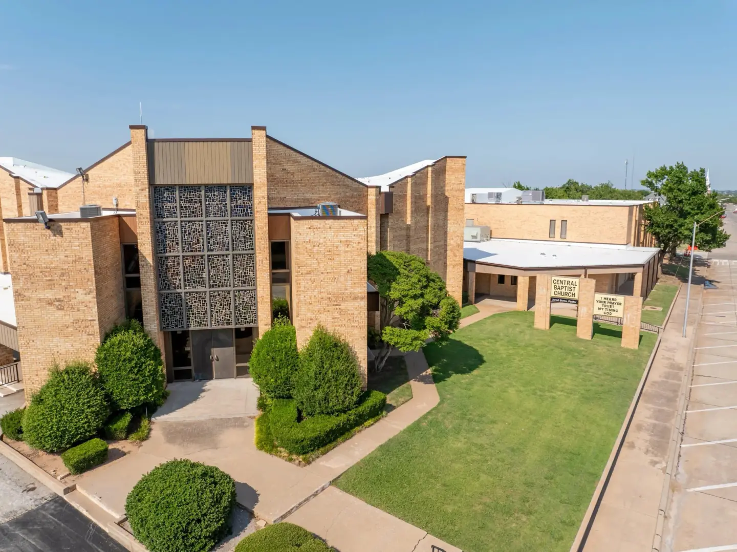 Lawton Central Baptist AFTER DJI 170219 0438 HDR Large