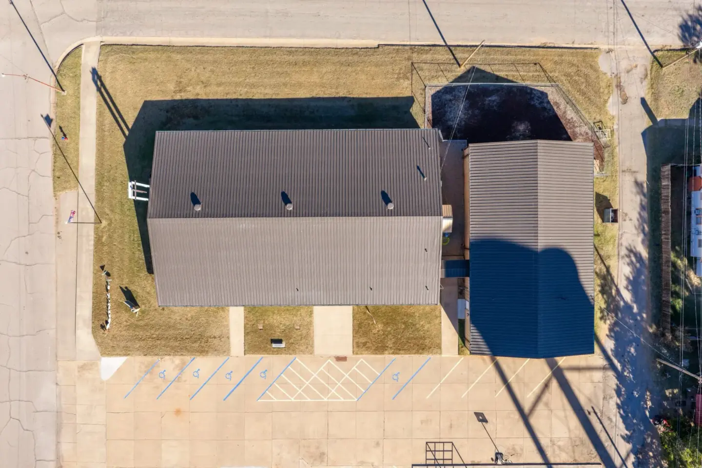 Mangum Lighthouse 2025 11 15 after DJI 103756 0069 Medium Large